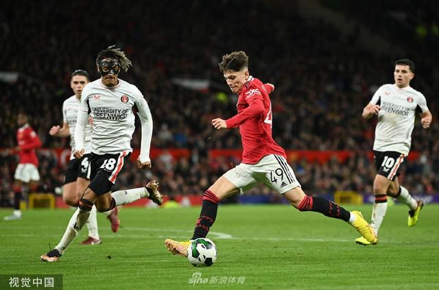 莱万延续神 莱万延续神